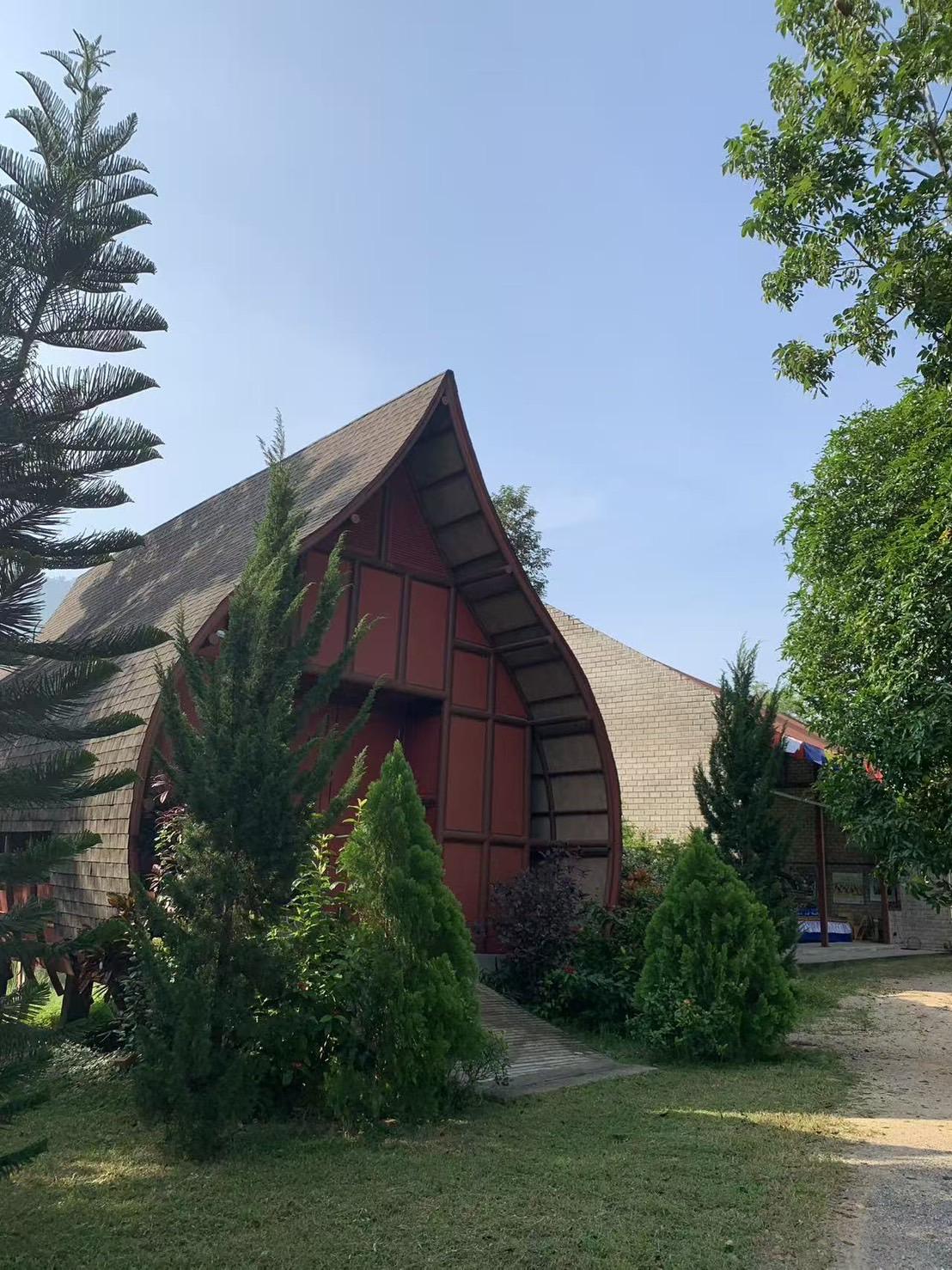 Dhamma Hall and Bodhisattva Shrine